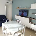 Nuovissimo Con Terrazza